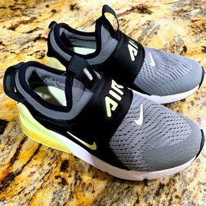 Nike - Air Max 270 Extreme SE Sneaker